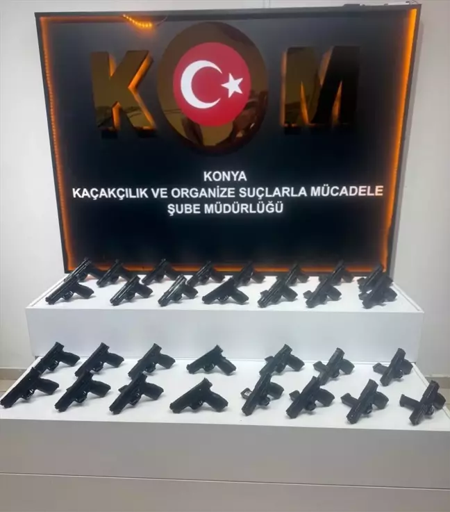 Konya'da Kaçakçılık Operasyonu: 3 Gözaltı ve 6 Milyon 200 Bin Makaron Ele Geçirildi
