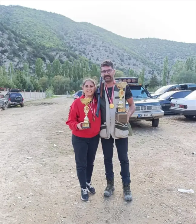 Nallıhan'da Tek Kurşun Atış Yarışması Düzenlendi