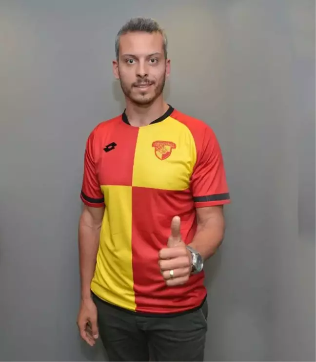 Göztepe Hentbolde Bjk'li Yunus'la İmzaladı
