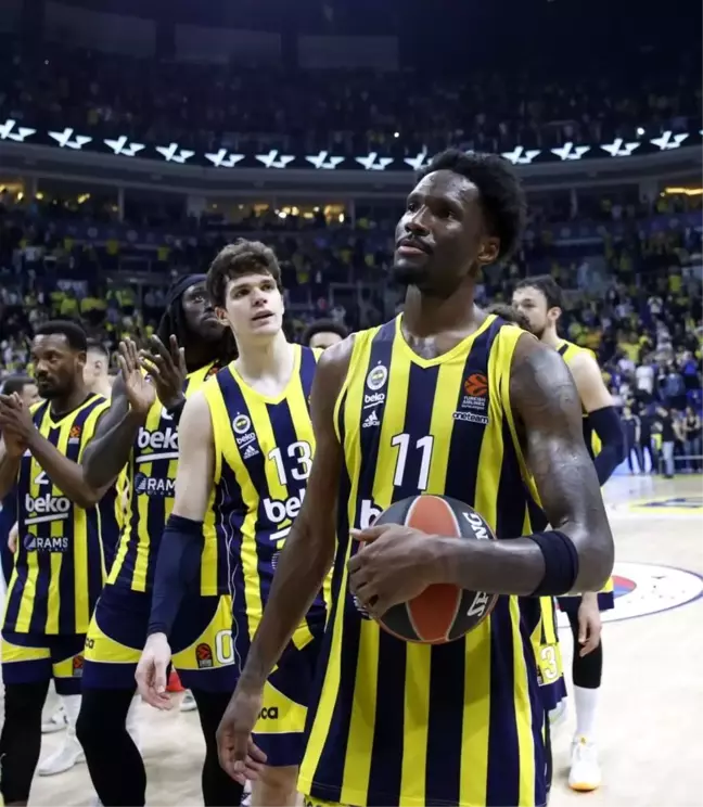 Fenerbahçe Beko'nun Nigel Hayes-Davis'i EuroLeague'in en iyi 5'ine seçildi