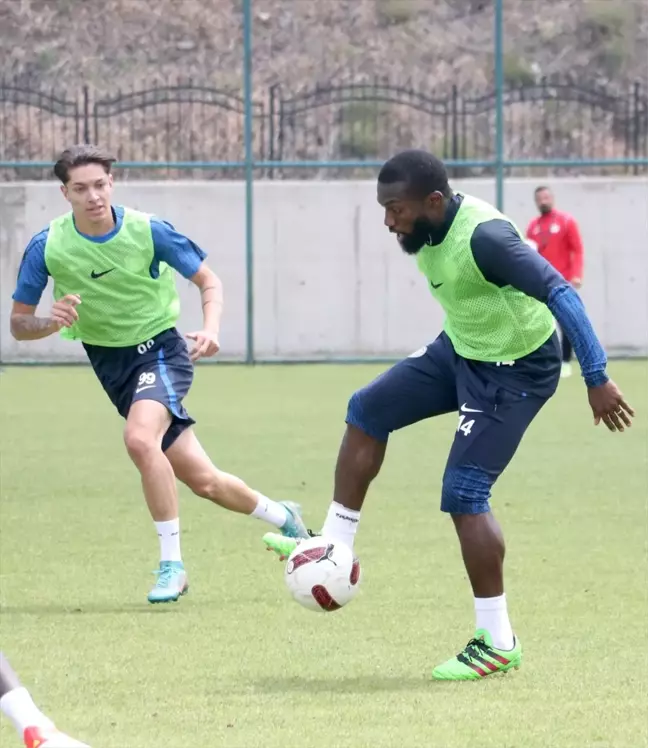 Çaykur Rizespor'un Azubuike: Geçen sezon fırsatı kaçırdık