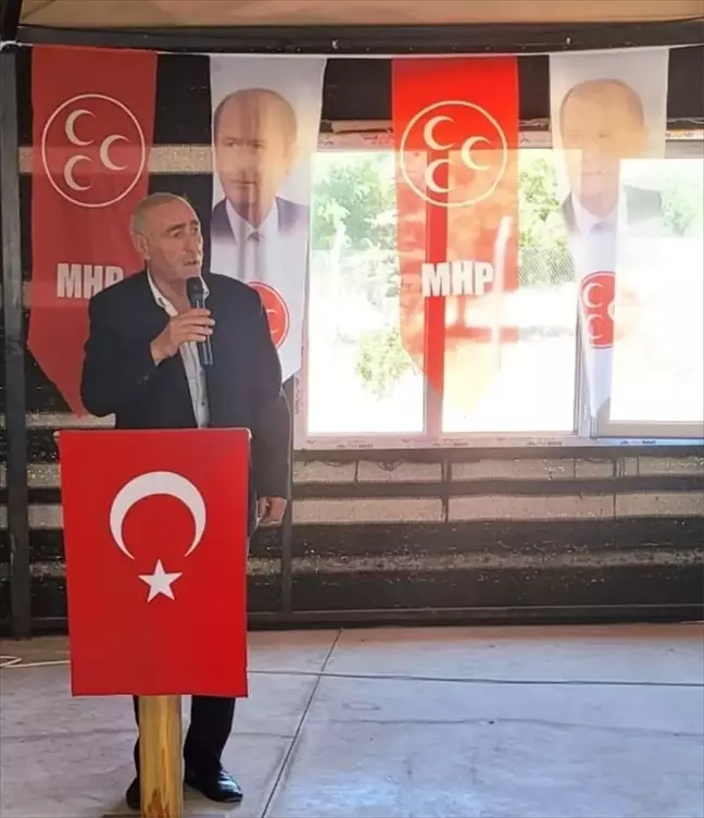 MHP Ulaş İlçe Başkanı Burhanettin Durak, yeniden başkanlığa seçildi