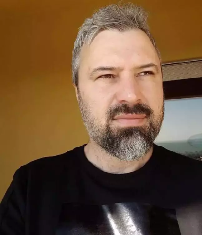 Hasımlarını Ararken Restoran Sahibini Öldürdü
