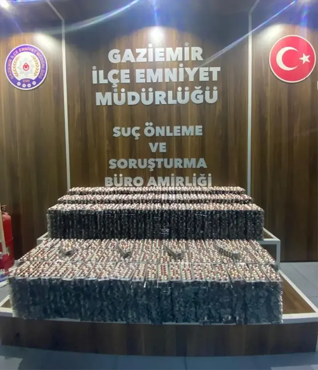 İzmir Gaziemir'de Uyuşturucu Operasyonu: 2 Gözaltı