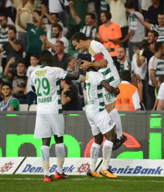 Bursaspor'un Süper Lig'de 2017'deki En Golcü Oyuncusu Batalla Oldu
