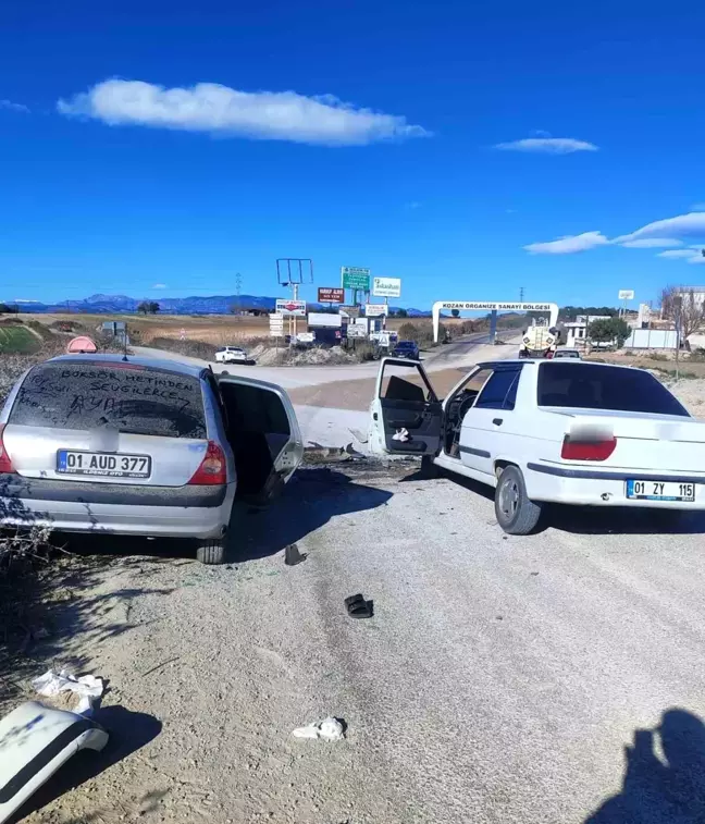 Adana'da Trafik Kazası: 2 Yaralı