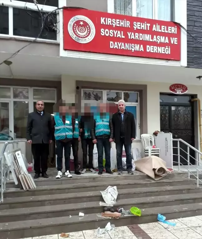 Hükümlüler Şehit Aileleri Derneğini Temizledi