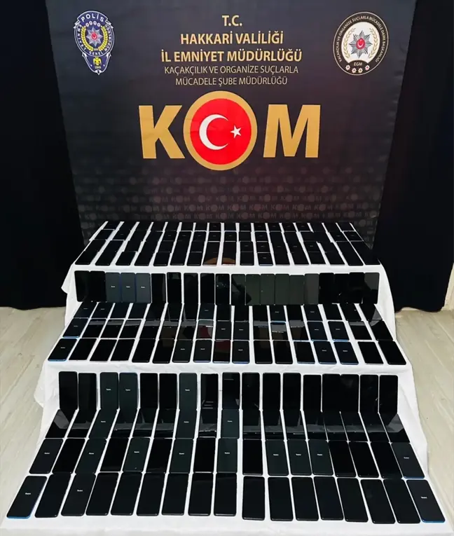 Hakkari'de 260 Adet Gümrük Kaçağı Cep Telefonu Ele Geçirildi