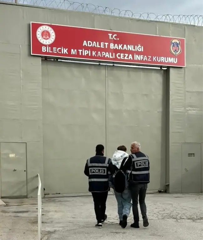 Bilecik'te Hapis Cezasıyla Aranan Şahıs Hastane Durağında Yakalandı