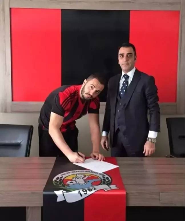 Van Büyükşehir Belediyespor'dan Bir Transfer Daha