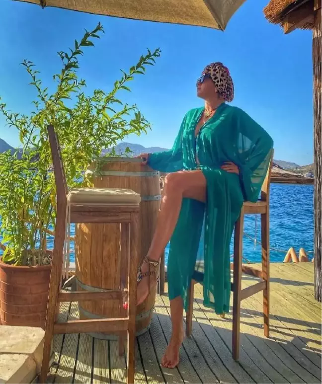 Son dakika haber | Ünlü model Yeliz Yeşilmen'den 'Çocuklarımın bakıcısı evimi soydu' iddiası
