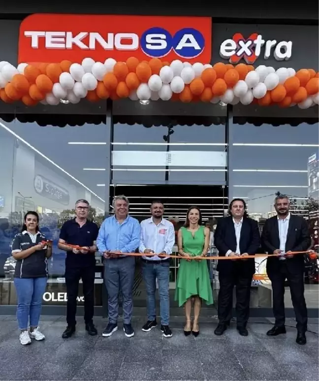 Teknosa İzmir'de 15. mağazasını açtı
