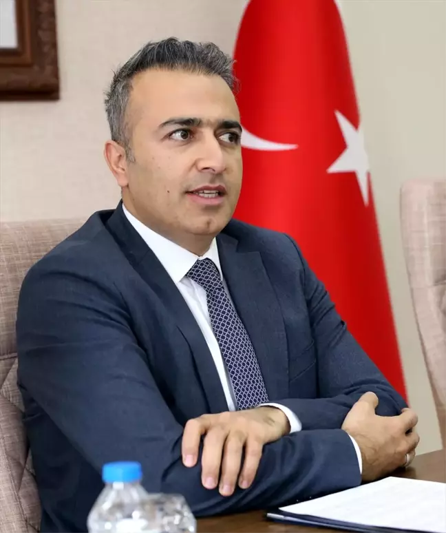Ardahan'da Yoğun Kar ve Buzlanma Nedeniyle Trafik Kazalarında Artış