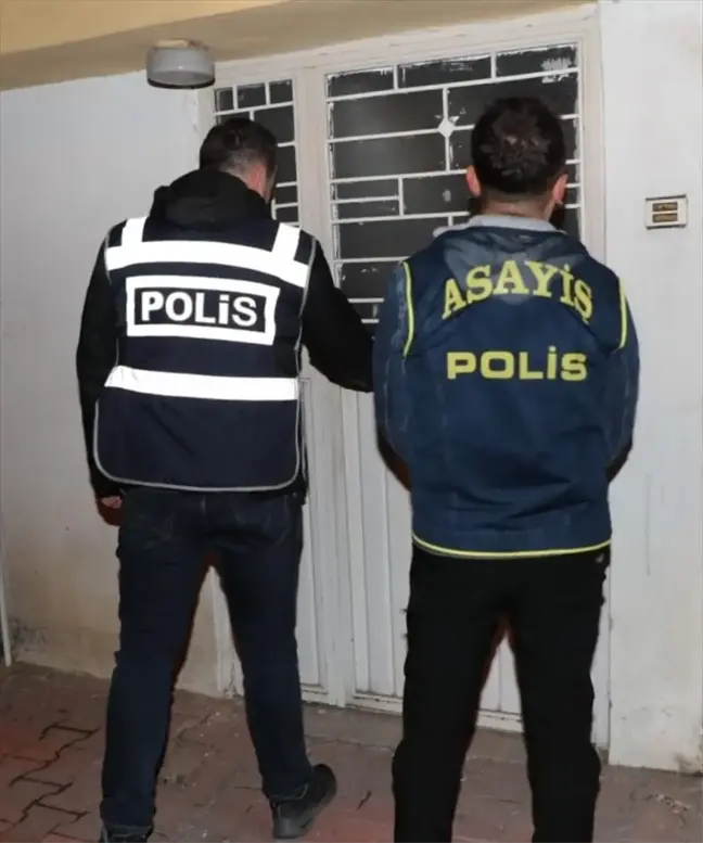 Mersin'de Başarılı Operasyon: 49 Hükümlü ve 19 Şüpheli Yakalandı