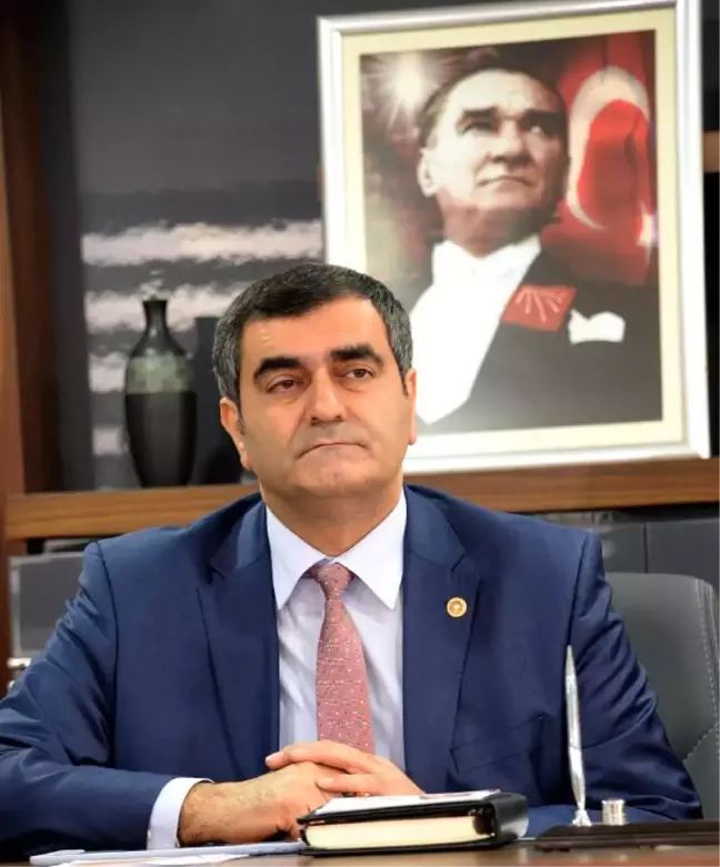 CHP'li Şeker: Türkiye'yi Büyük Bir Tehlikeye Atıyoruz