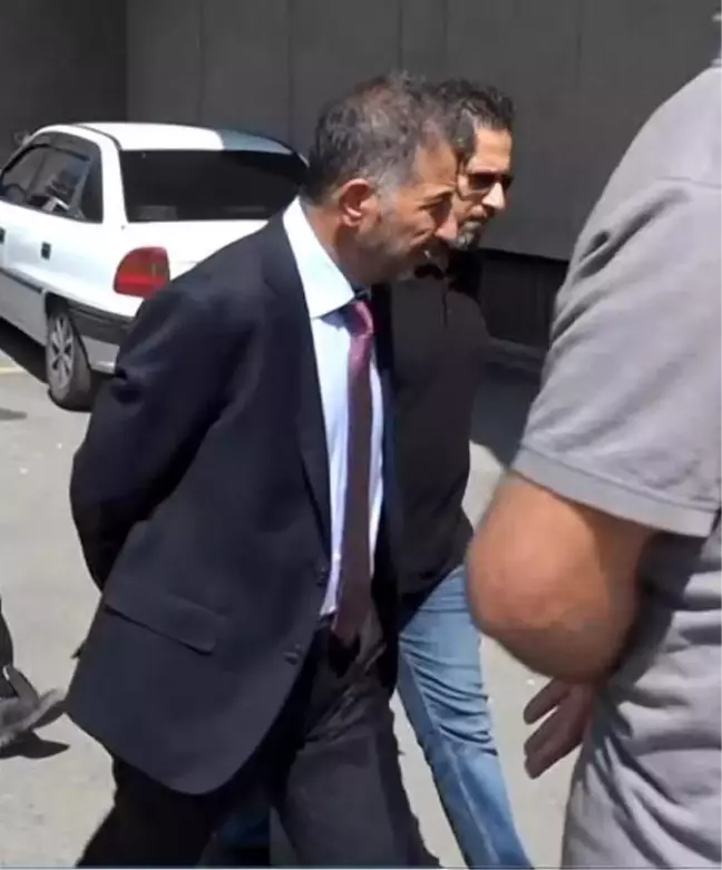Eski THK Üniversitesi Rektörü Ban'a 14, Sedat Peker'e 10 yıl hapis talebiyle iddianame