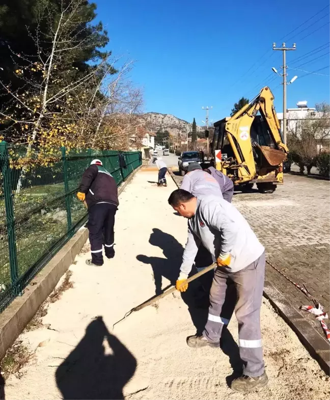 Döşemealtı'nda kilit taşı çalışmaları