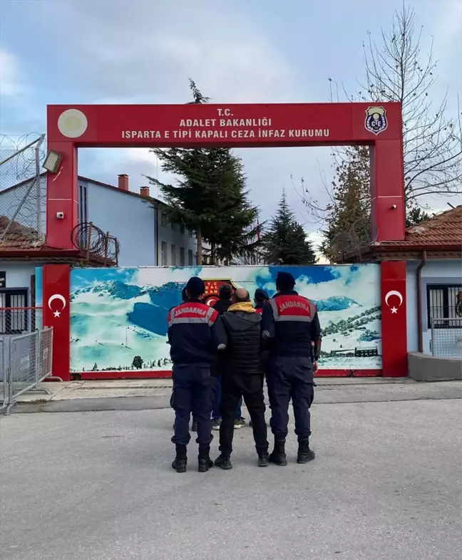 Isparta'da düzenlenen uyuşturucu operasyonunda 2 şüpheli tutuklandı