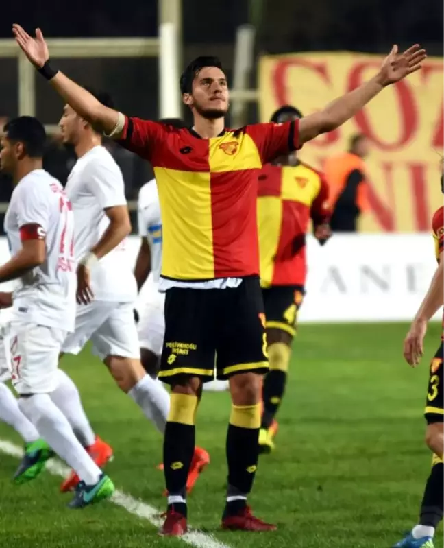 Göztepe'de Umut Uzatma Dakikaların Kahramanı