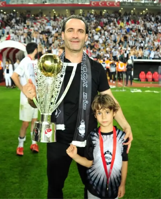 Altay'da Teknik Direktör Arayışı: Cüneyt Biçer ve Gökhan Karaaslan Gündemde