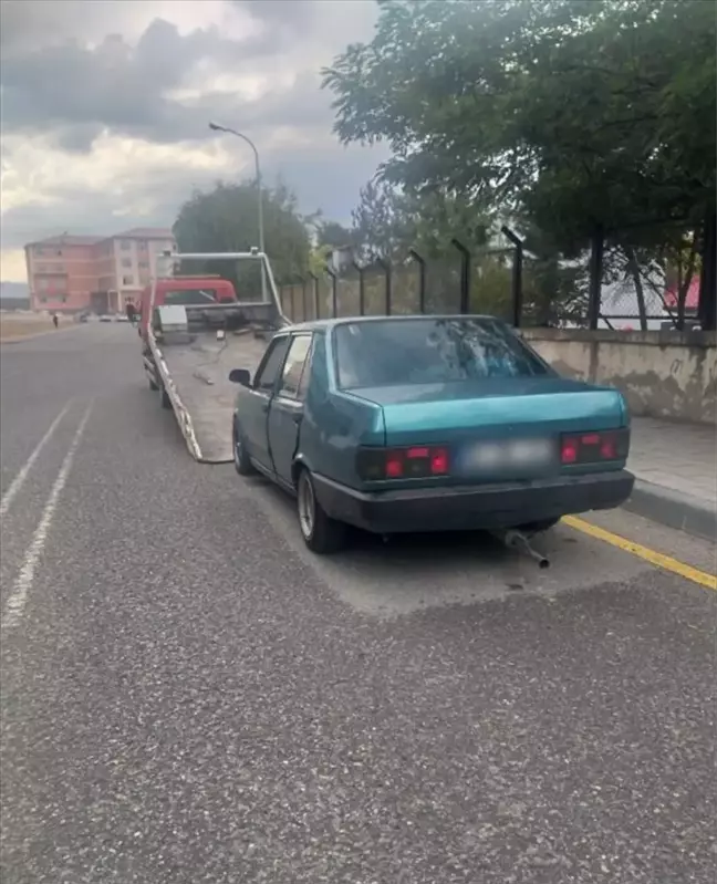 Erzurum'da Abartı Egzozlu Otomobillere Cezai İşlem