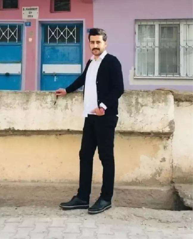 İstanbul'da trafik kazasında hayatını kaybeden polis memuru Kayseri'de toprağa verildi