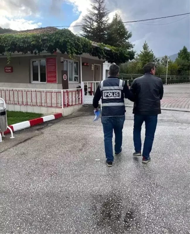 Dolandırıcılık Suçundan Aranan Şahıs Bozüyük'te Yakalandı