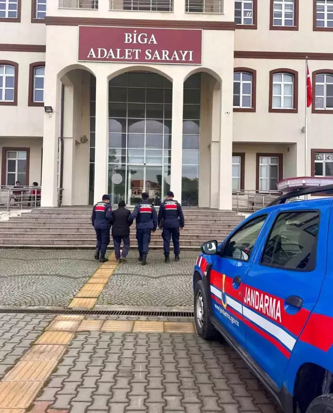 Çanakkale'de Kasten Öldürmeye Teşebbüs Suçundan Aranan Şahıs Yakalandı