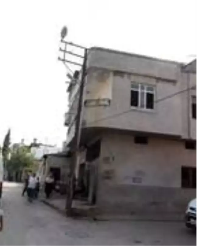 Direğe tırmanınca akıma kapılan kişi, öldü