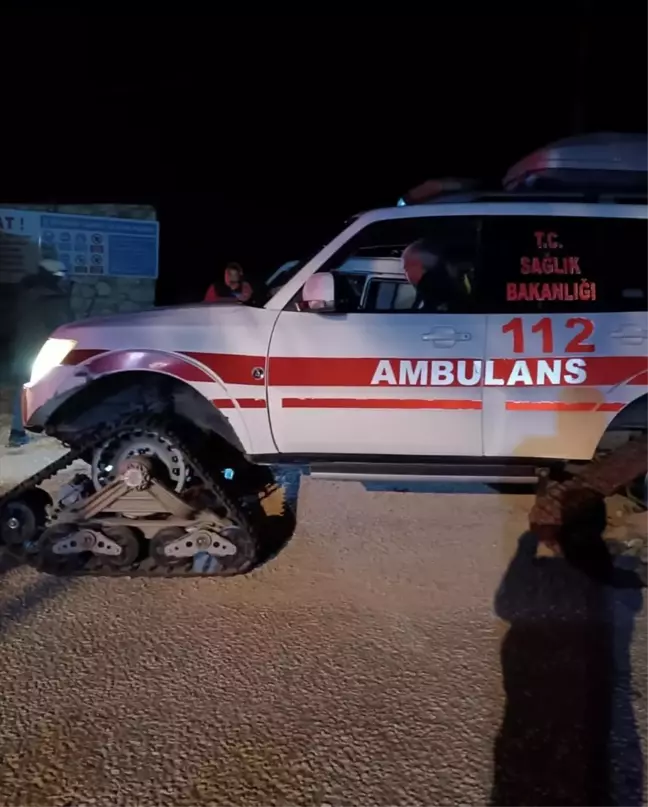 Mersin'de Kar Yağışı Nedeniyle 4 Çoban Mağarada Mahsur Kaldı