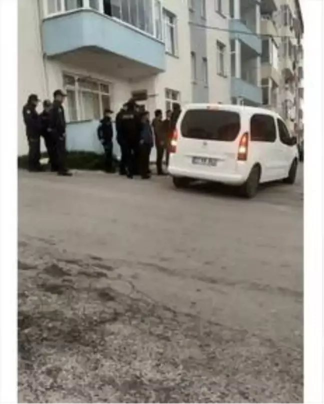 Sinop'ta tabancayla eşini yaralayan kişi intihar girişiminde bulundu