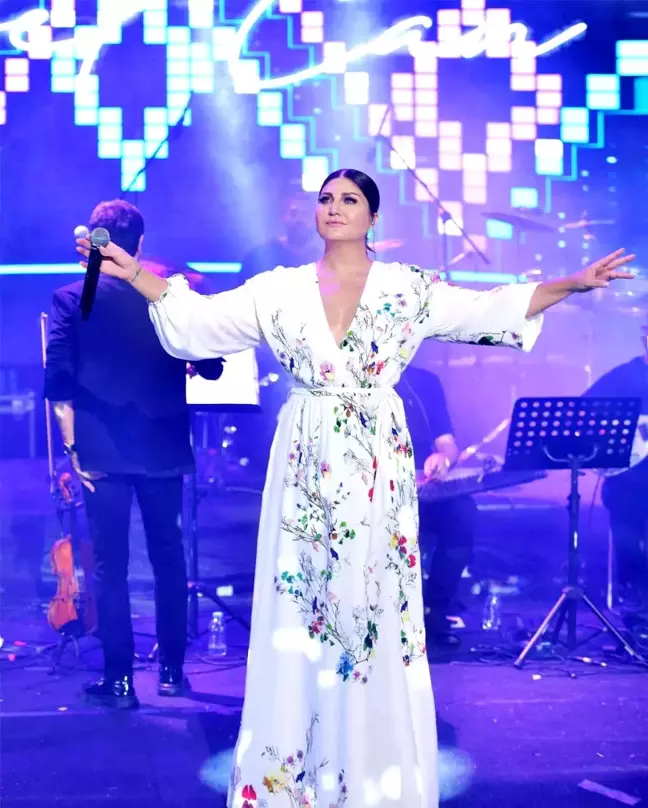 Muğla haberi: Sibel Can Bodrum'u coşturdu
