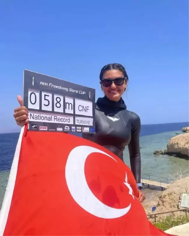 Yağmur Ergün, Serbest Dalış Dünya Kupası'nda Türkiye rekorunu kırdı