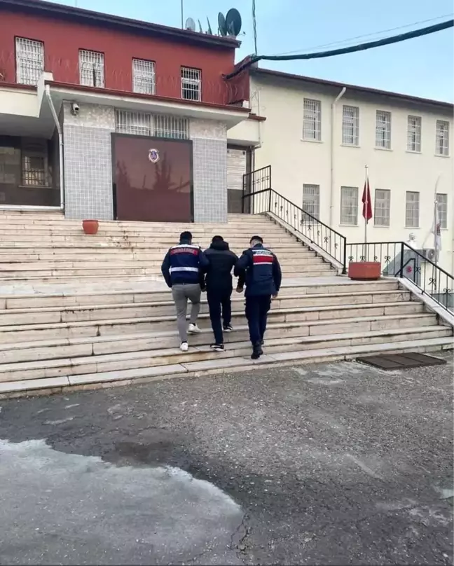 Bilecik'te Hırsızlık Şüphelisi Jandarma Tarafından Yakalandı