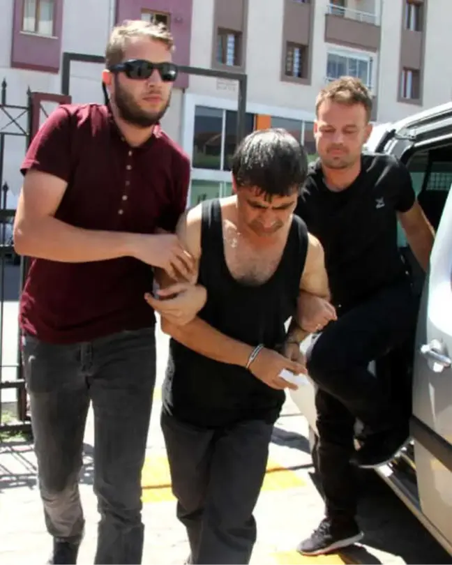 Güvenlik Görevlisinin Katil Zanlısı, Daha Önce 7 Kişiyi Öldüren Seri Katil Çıktı (2)