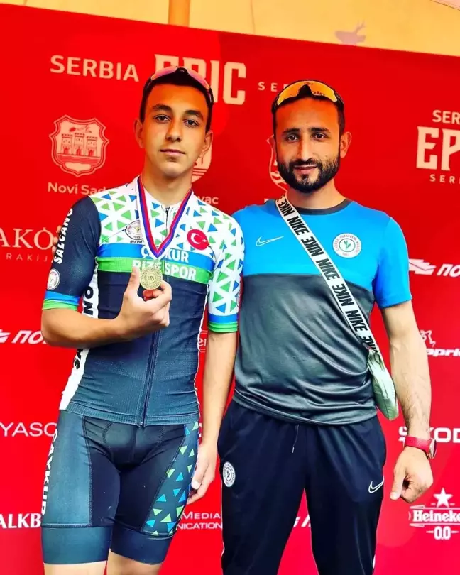 Çaykur Rizespor bisiklet takımından uluslararası başarı
