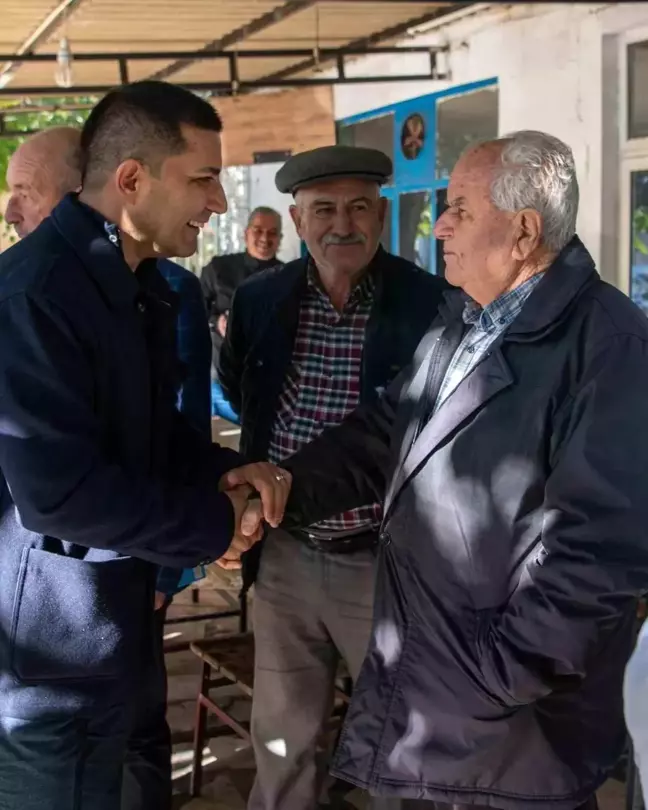 Kuşadası Belediye Başkanı Kirazlı Mahallesi'nde Hemşehrileriyle Buluştu