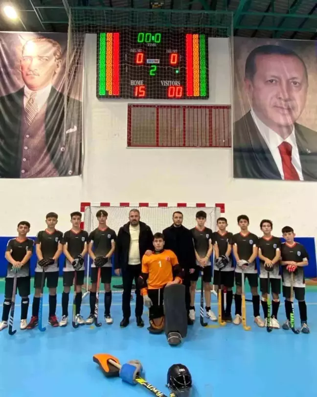 Hokey U16 Türkiye Şampiyonası Pursaklar'da düzenleniyor