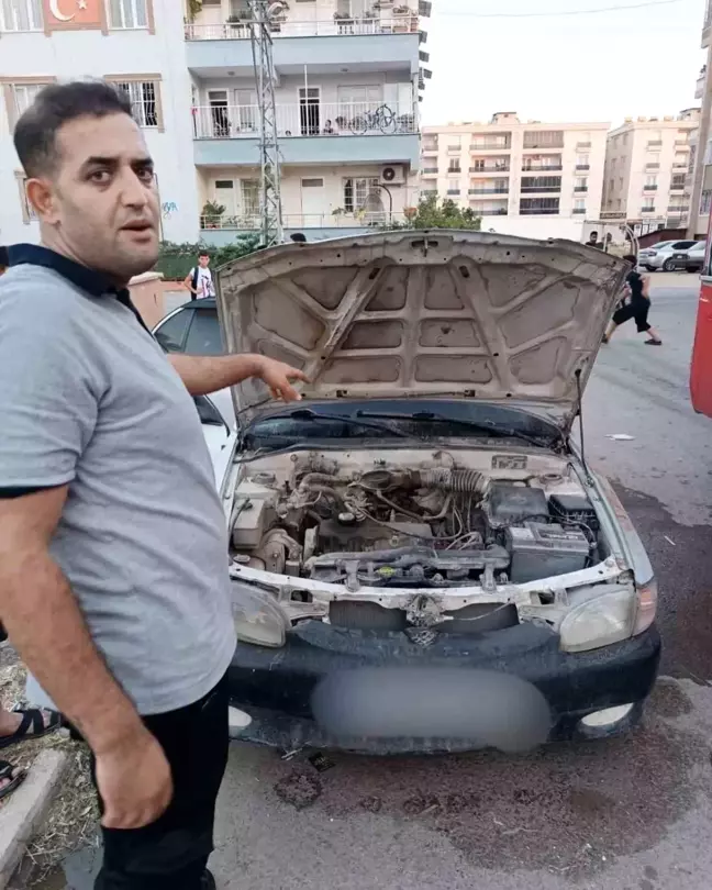 Hatay'ın Reyhanlı ilçesinde araç yangını söndürüldü