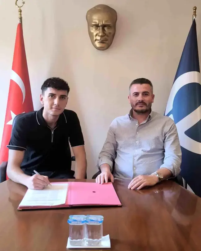 Ahmet Emin Akpınar, Anadolu Üniversitesi Spor Kulübü'ne kiralandı