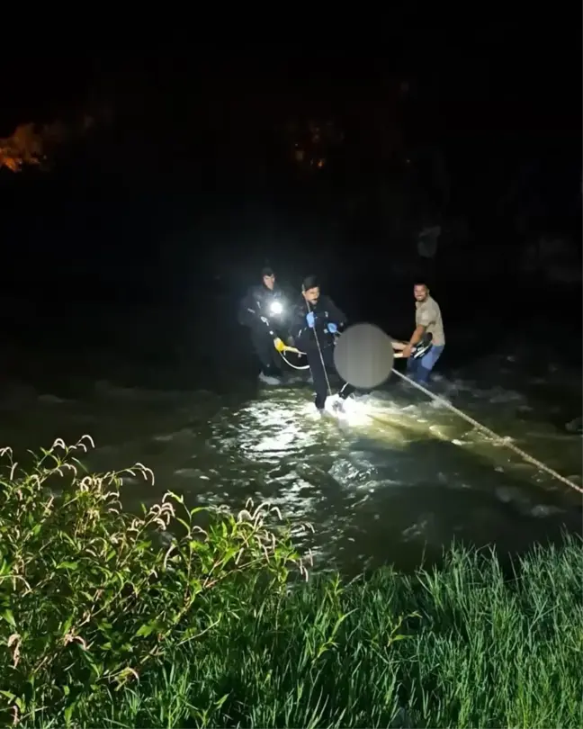 Hatay'da Asi Nehri'nde Erkek Cesedi Bulundu