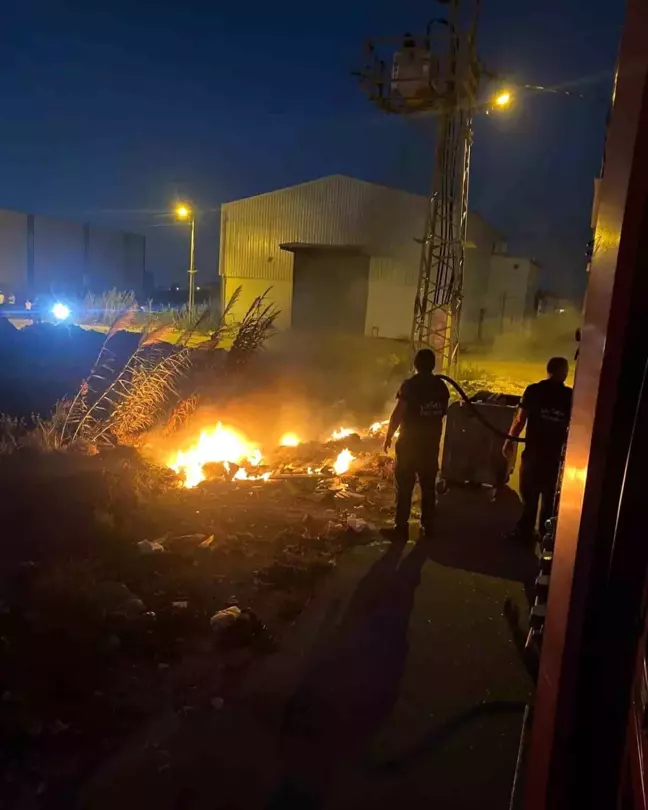 Hatay'ın Antakya İlçesinde Çöplükte Yangın Çıktı