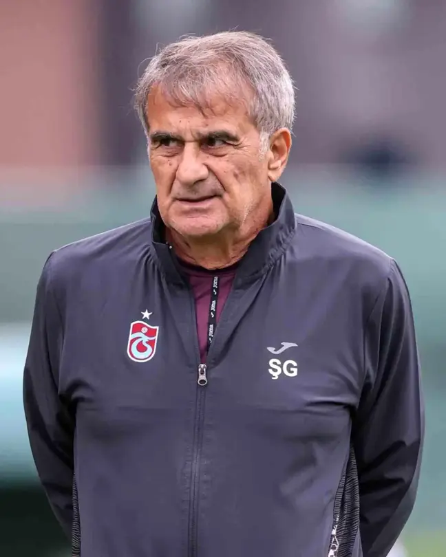 Şenol Güneş, Trabzonspor İle Yükseliş İçin Başakşehir Maçını Hedefliyor