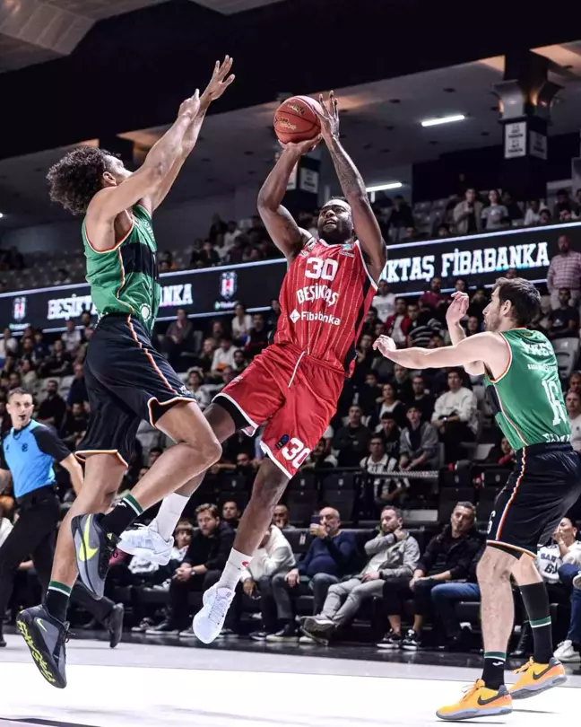 Beşiktaş Fibabanka, Joventut Badalona'yı Yenerek EuroCup'da Kazandı