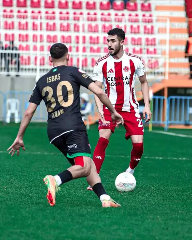 Ümraniyespor, Isparta 32 Spor'u 3-2 Mağlup Ederek Tur Atladı