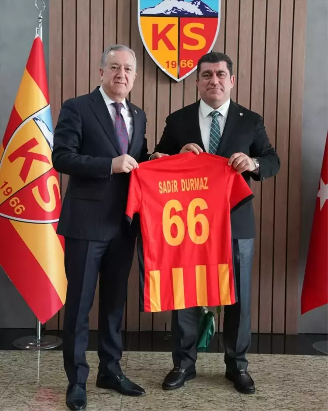 MHP Genel Başkan Yardımcısı Sadir Durmaz'dan Kayserispor'a Ziyaret