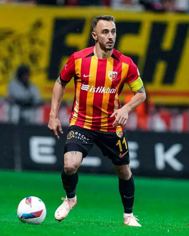 Kayserispor Takım Kaptanı Gökhan Sazdağı'ndan Zafer Açıklaması
