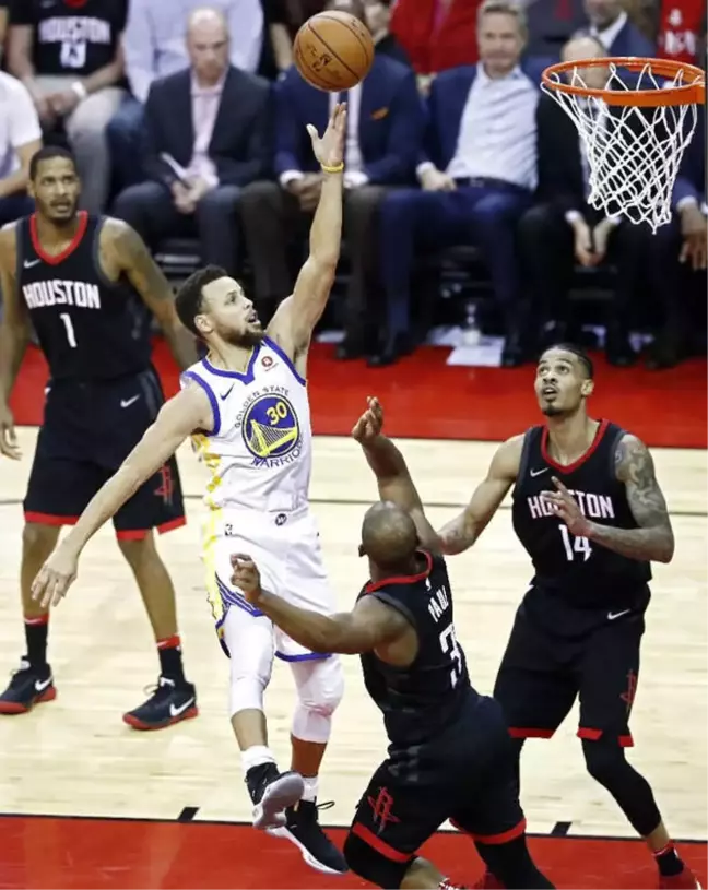 Golden State Warriors, Houston Rockets'ı Deplasmanda Geçti