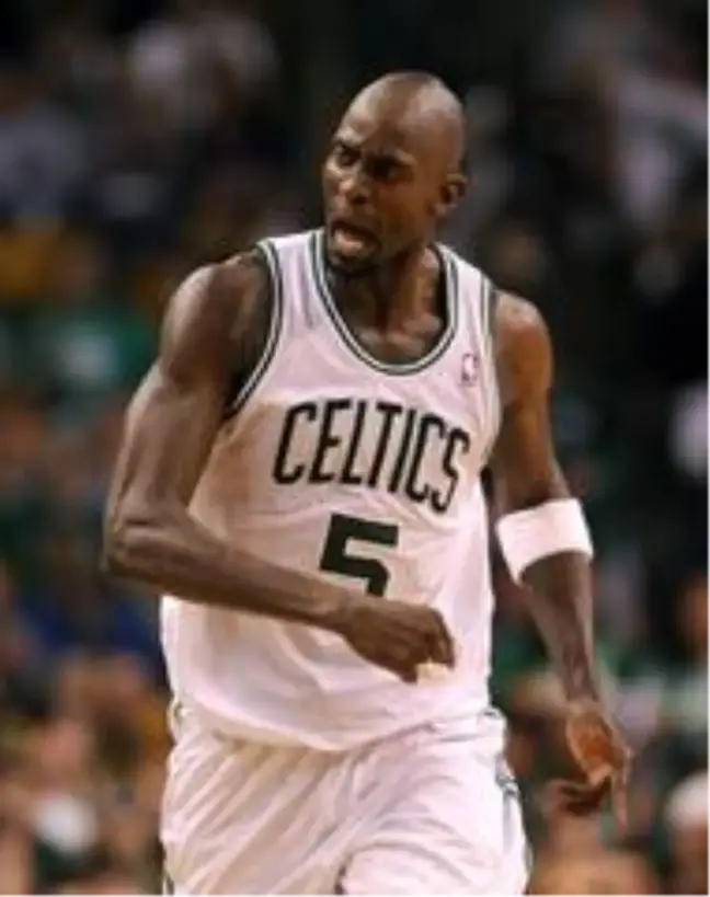 Boston Celtics, Kevin Garnett'in formasını emekli edecek