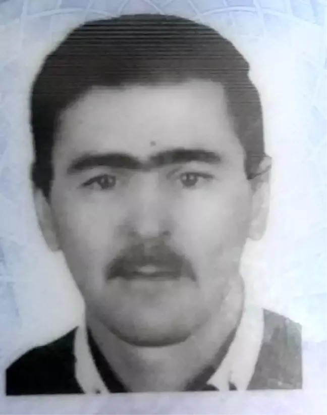 TIR'ın çarpmasıyla bacağı kopan simitçi öldü